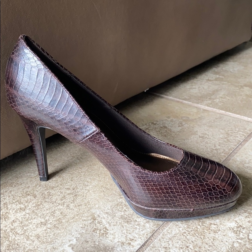 High heels - Picture 2 of 6